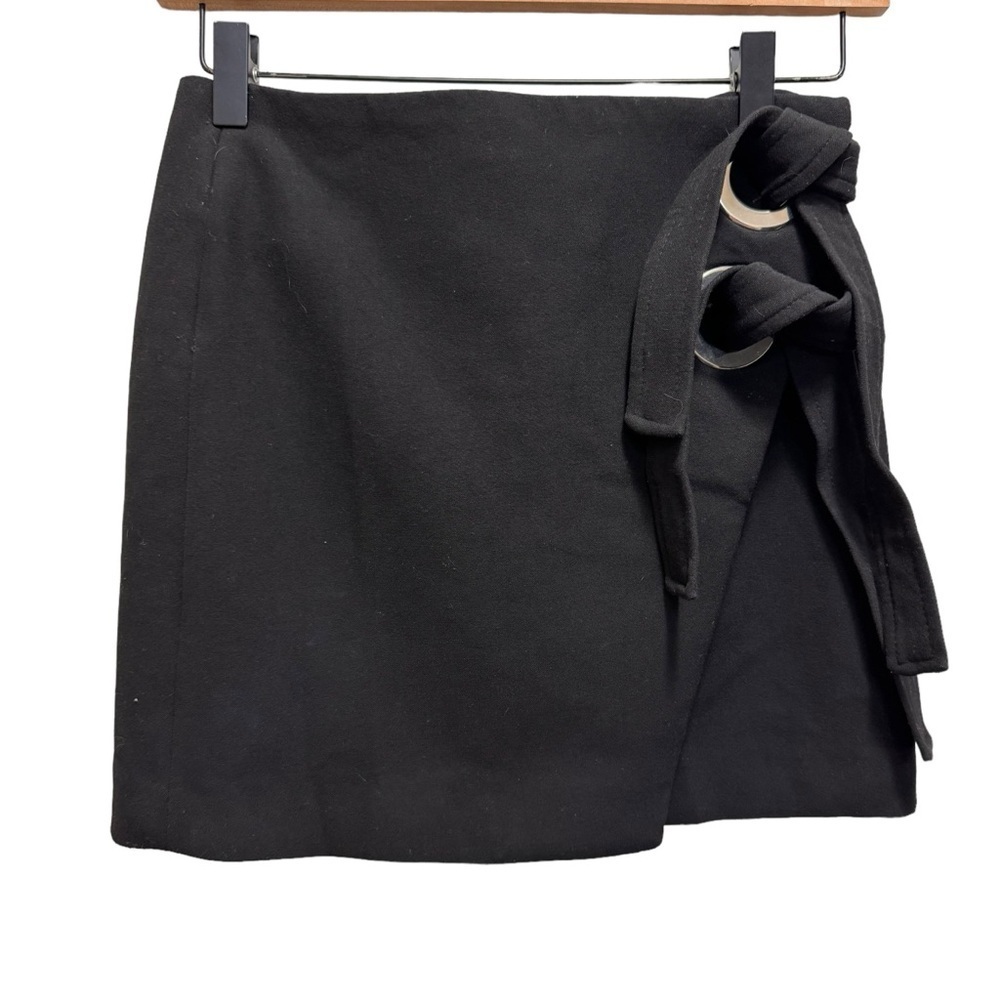 ZARA Woman Black Thick Wrap Mini Skirt Size Small Neutral